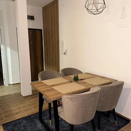 Nivalis Hill 4 Apartment *