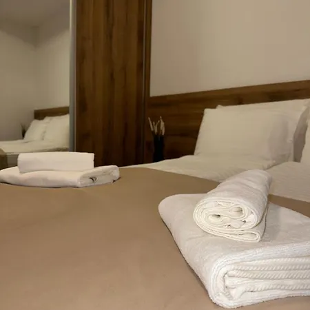 Apartment Nivalis Hill 4 *